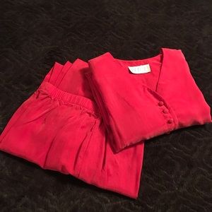 Small red lounging suit💗